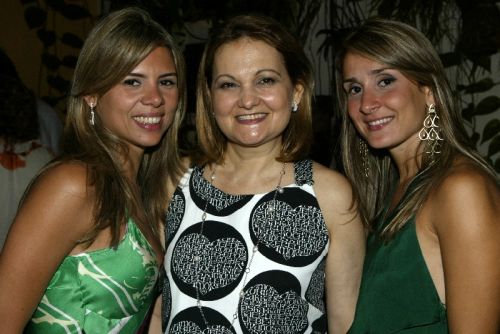 Viviane Macêdo, Lenise Rocha e Karine Castro