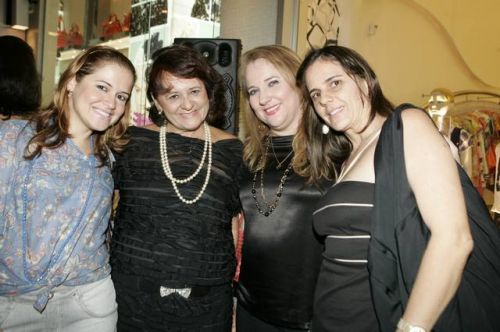 Vivian e Fatima Duarte, Luiziane Fernandes e Patricia Franca