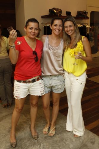 Denise Monteiro, Fernanda Muniz e Thais Angelone