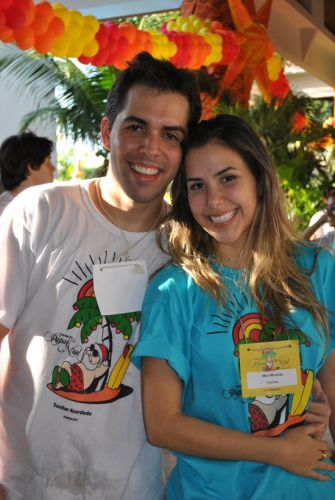 Luiz Valmir e Mari Miranda
