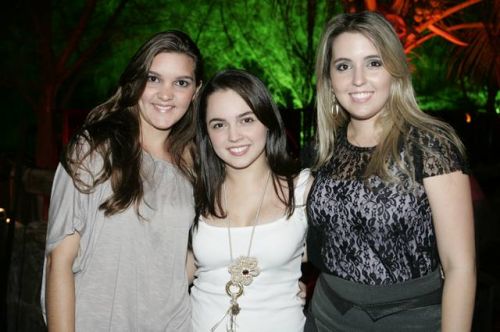 Mariana Farias, Erica Carneiro e Jessica Luna