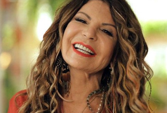 Elba Ramalho dá o tom no Carnaval de Fortaleza