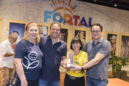 Associação do Peter Pan entrega comenda para a diretoria do Fortal 2019