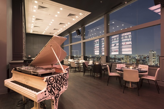 TETTO Rooftop Lounge leva público para a era Disco