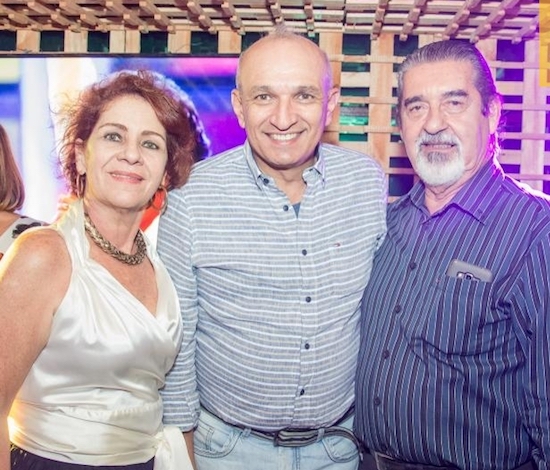 Encontro dos Amigos na Barbarella agita o Iate Clube