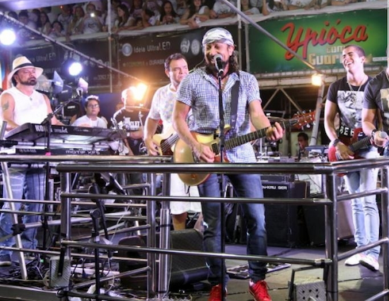 Bell Marques anuncia saída do Chiclete com Banana