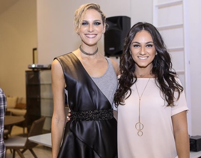 Top Dani Gondim participa do Bazar do IPOM