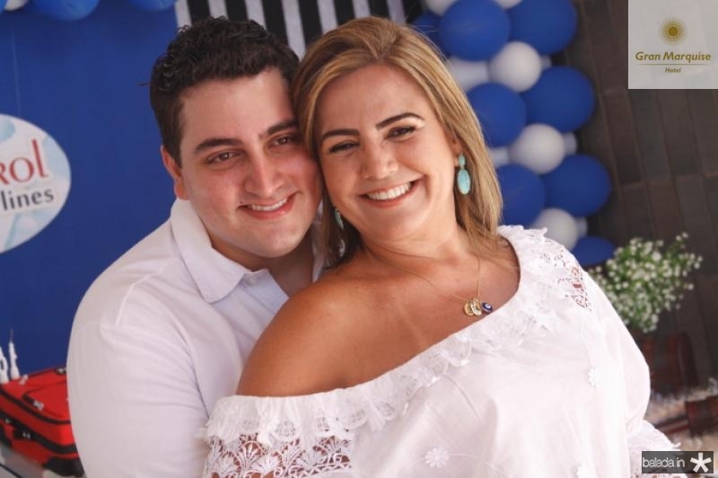 Ana Luiza Barreira visita Mickey Mouse