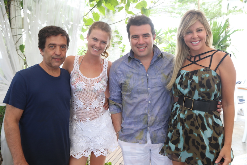 Ricardo Almeida curte sunset no Colosso Lake Lounge