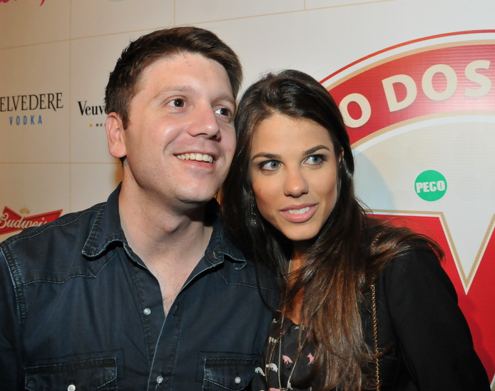 Daniel Zukerman e Marcela Maluf aterrissam no Blue D Beach Spa