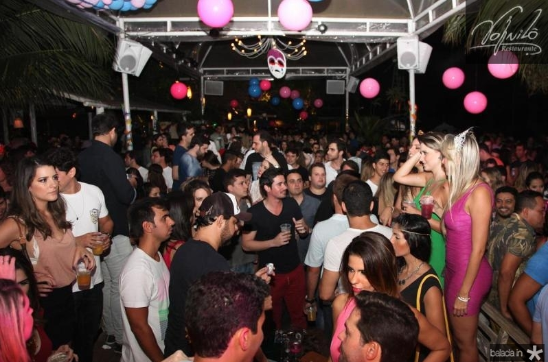 Vai ter Carnaval no Colosso. Confira a programação!