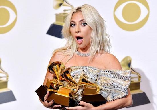 Lady Gaga foi a verdadeira estrela da noite de premiação do Grammy Awards