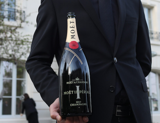 Moët & Chandon cria edição limitada para celebrar os 150 anos do Moët Impérial
