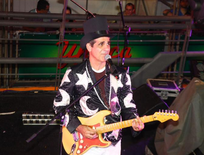 Após Brasil x Holanda  tem Durval Lelys na Arena Fifa Fan Fest