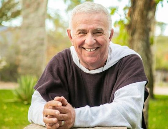 Padre Airton cumpre agenda em Fortaleza e Instituto promove ações em prol da Fundação Terra