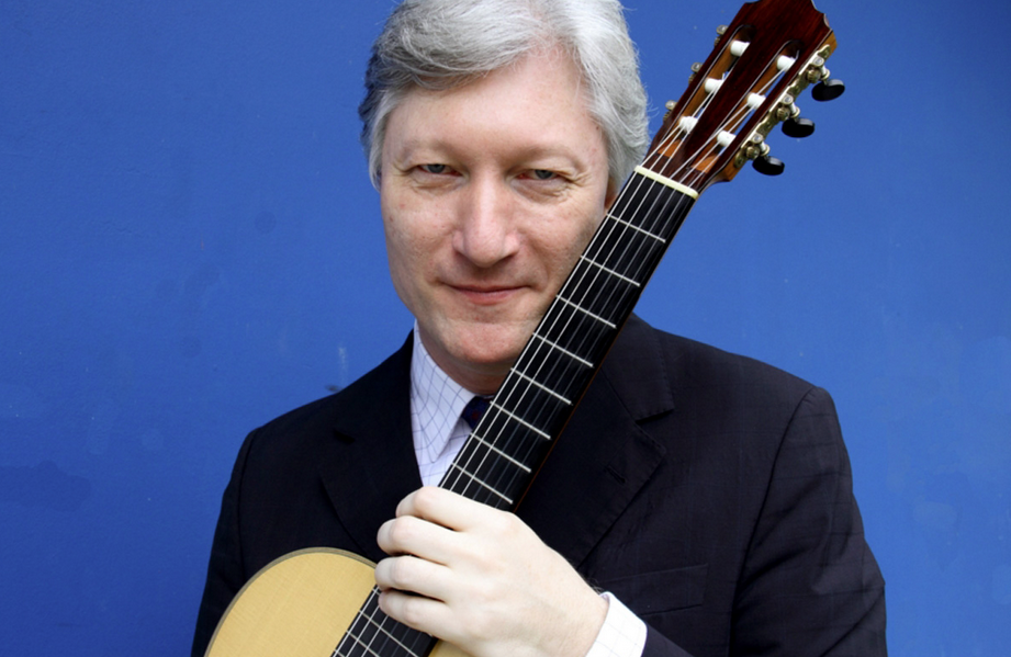 Fabio Zanon se apresenta no Teatro JK