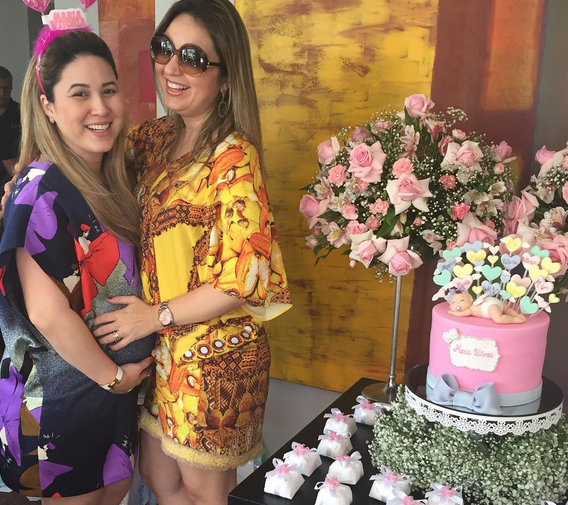 Carol Yamazaki ganha chá de baby no Medit Restaurante