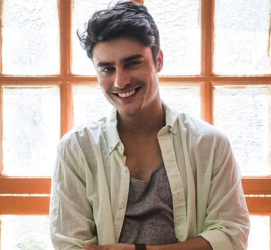 Guilherme Leicam aterrissa em Fortaleza