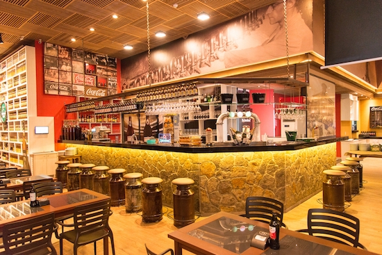 Restaurante no Iguatemi Fortaleza celebra o dia da cachaça com ação especial