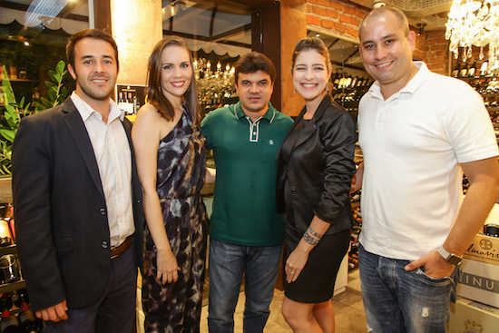 André Linheiro reúne diretoria do Grupo Marquise, na Brava Wine
