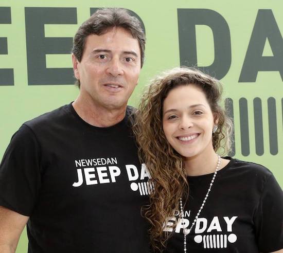 Newsedan Jeep realiza evento especial em alusão ao Outubro Rosa