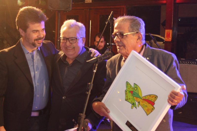 Marcondes Viana brinda cinco décadas de jornalismo