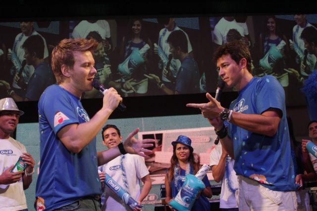 Palco da Oral B no Camarote Contigo lota de atrações