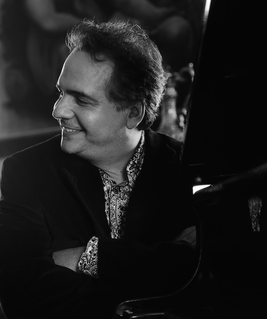 Ricardo Bacelar faz show no Festival Jazz e Blues