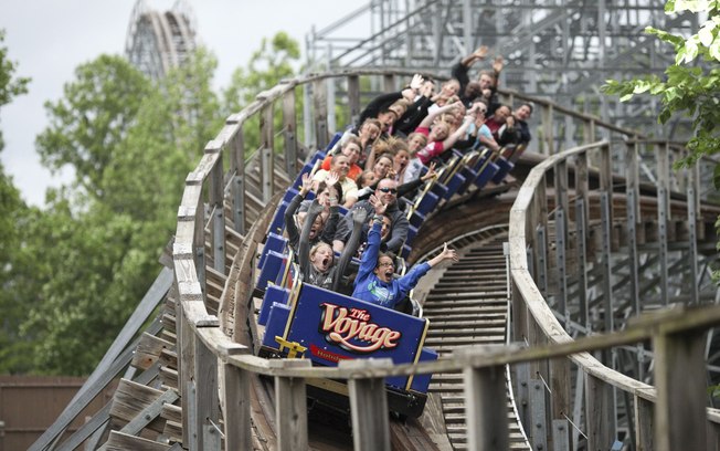 Orlando e Abu Dhabi têm montanhas-russas de tirar o fôlego de qualquer turista