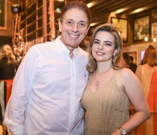 Afrânio Barreira sela parceria nova para o Coco Bambu. Confira!