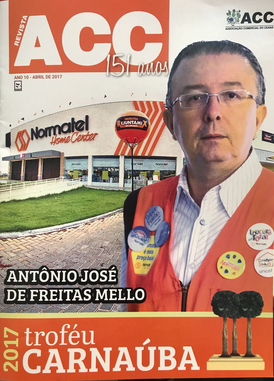 Antônio José Mello é agraciado com o Troféu Carnaúba 2017