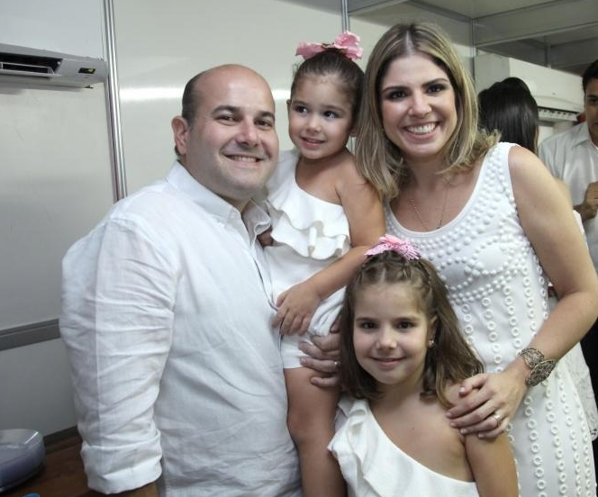 Hoje é dia de abraçar o prefeito Roberto Cláudio!