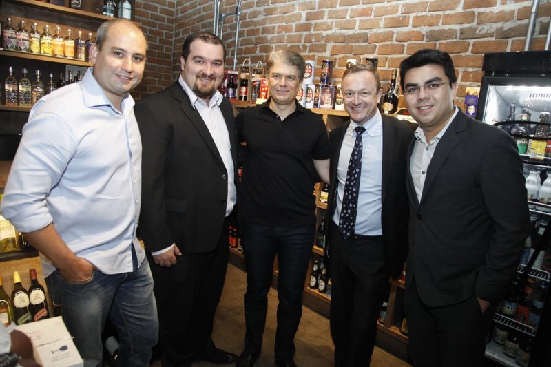 André Linheiro pilota degustação de Chandon na Brava Wine