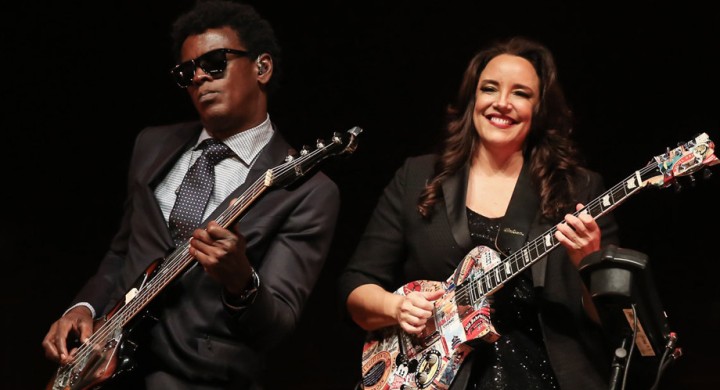 Amanhã: Ana Carolina & Seu Jorge fazem show no Centro de Eventos