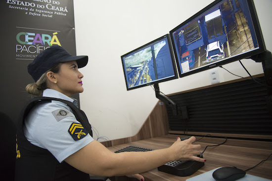 Camilo inaugura serviço de videomonitoramento em Caucaia