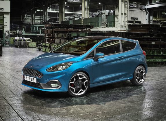 Novo Ford Fiesta ST vem com 200 cv e tecnologia refinada na Europa