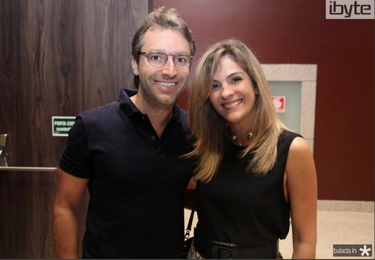 Ibyte doa presentes para a Associação Peter Pan