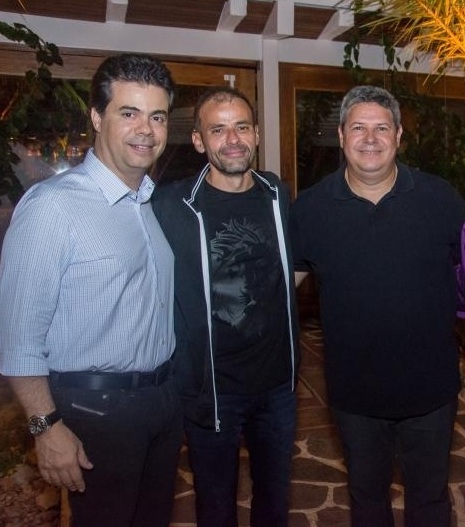 Nova diretoria do Sinapro-CE comemora posse na Cavalieri Confraria