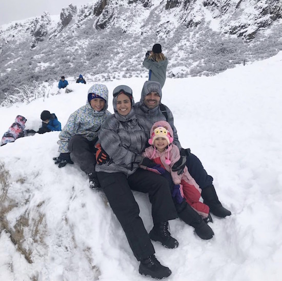 Fernando Guanabara e Isa Xavier curtem temporada de inverno em família