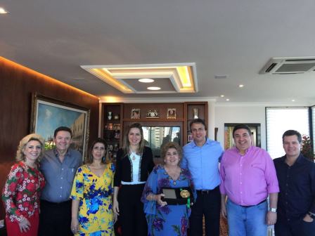 Camilo Santana é recebido por D. Consuelo Dias Branco