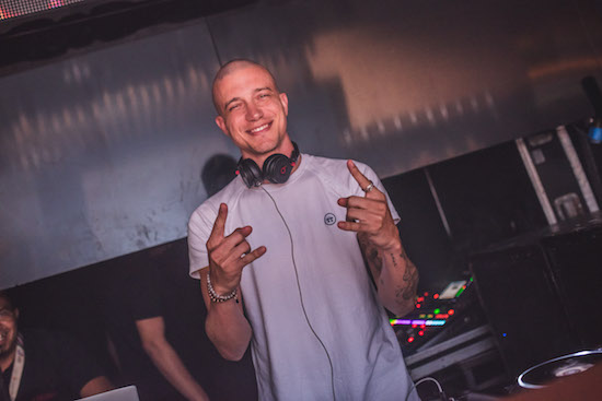 Dj Shark promete mais um fim de semana de muito agito na Living