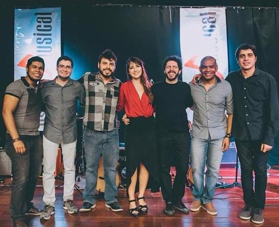 Que tal aprender a tocar um novo instrumento em 2019? Se liga na dica!