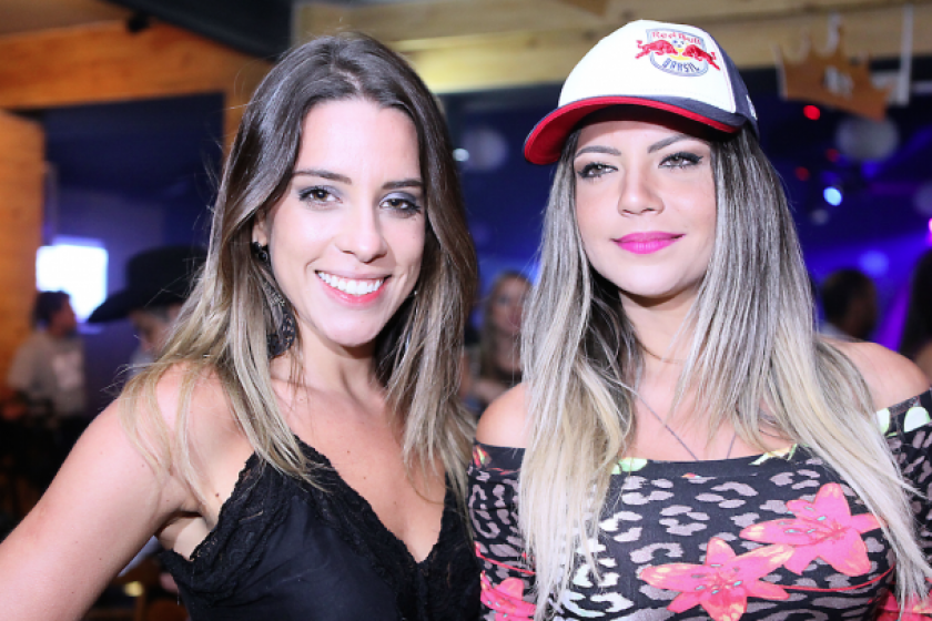 Baladinha sertaneja para você curtir sua quinta-feira. Vem!