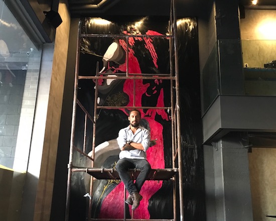 Novo espaço gastronômico de Fortaleza, Rosa Celeste ganha obra de Juca Máximo