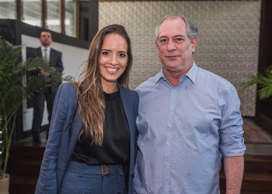 Giselle Bezerra festeja sua estreia nas quatro décadas em Nova York