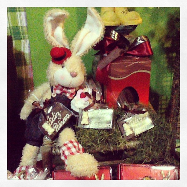 Hoje tem bazar de Páscoa na Toca Fina Cozinha