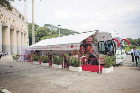 Ônibus do carinho desembarca em Fortaleza