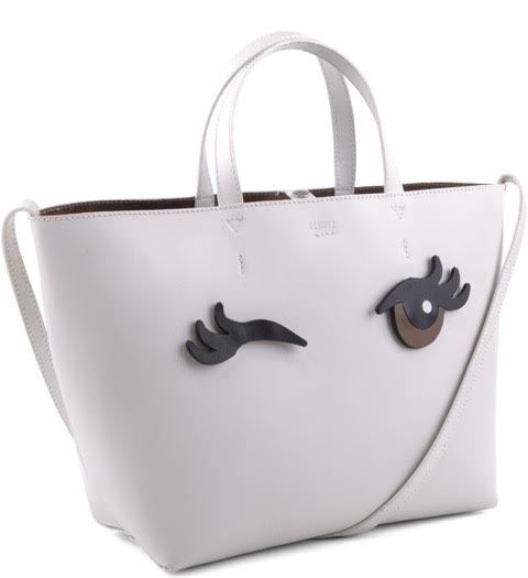 Fashion Time: Schutz lança nova coleção com ícones inspirados nos emojis