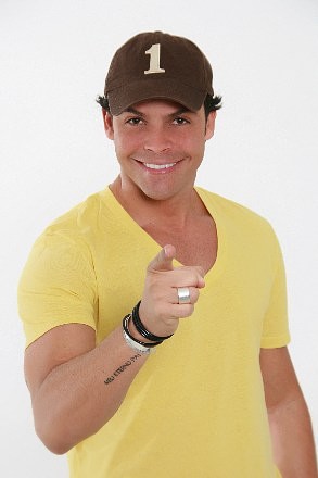 Cerveja e Coco On The Beach recebe Alexandre Peixe