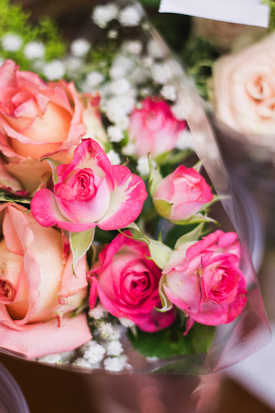 Sabe onde encontrar flores frescas e costumizadas para presentear?